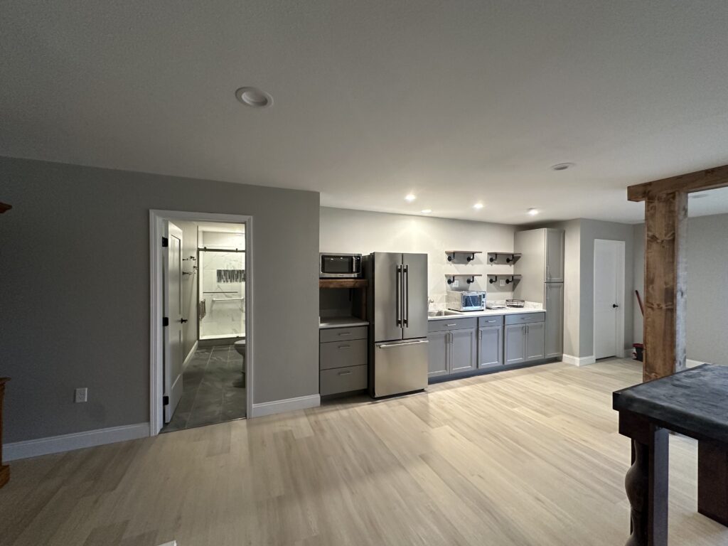 A project built by LoneStar Installations LLC from Sevierville, Tennessee - experienced in kitchen, bathroom, floor, and other home renovations and remodeling.