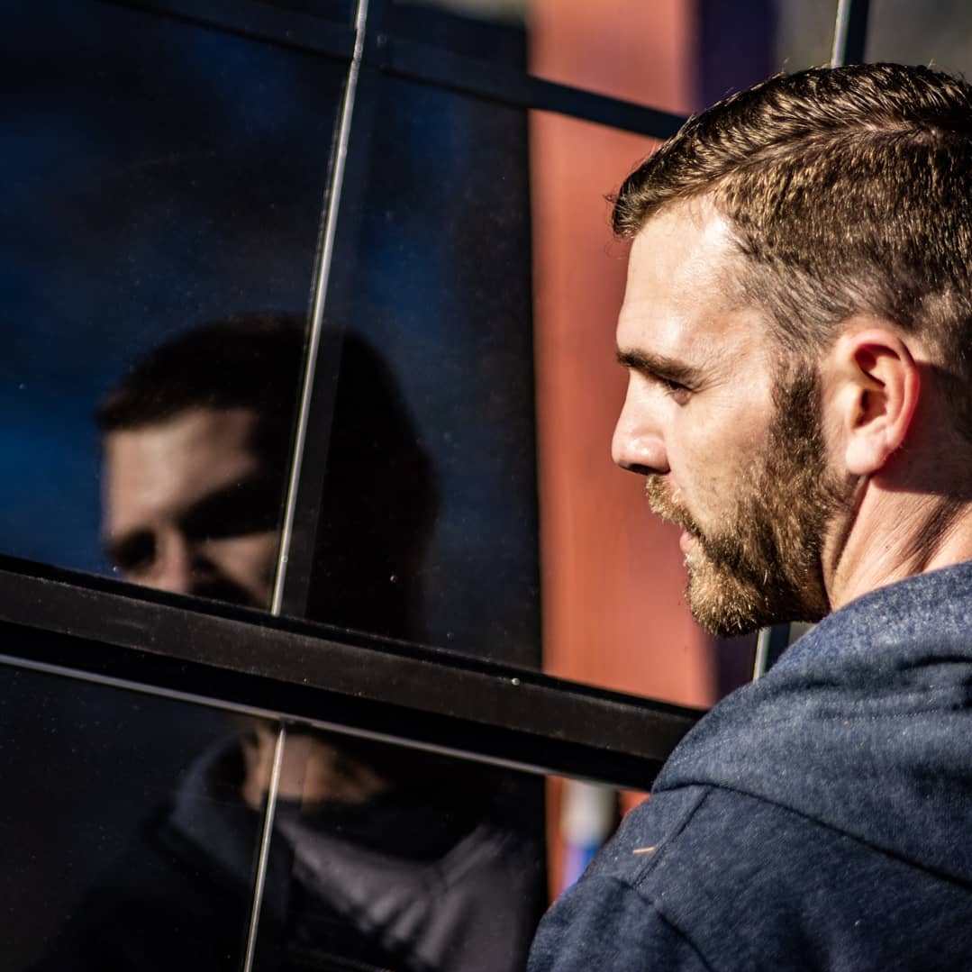 Steven, contractor of LoneStar Installations from Sevierville, TN, is experienced in kitchen/bathroom/home remodeling.